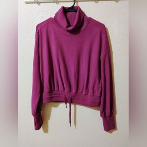 Sweaty Betty Size Small Fuchsia Turtleneck Cropped Long Sleeve